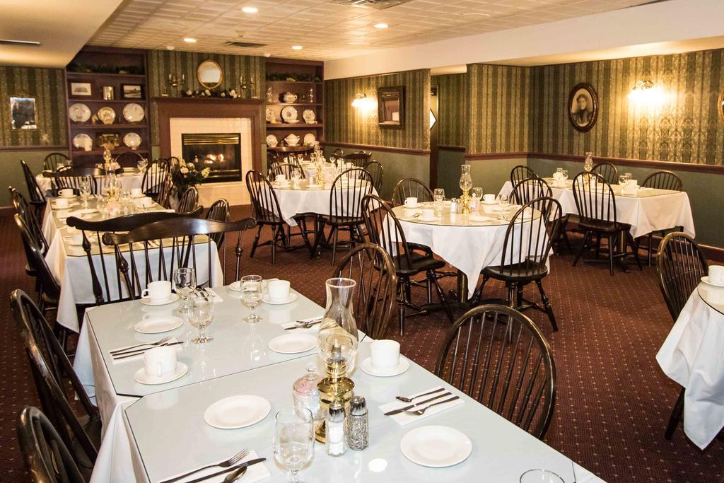 The Globe Inn East Greenville Dış mekan fotoğraf